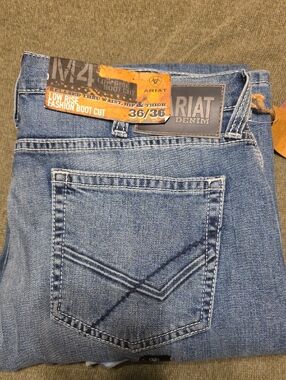 Ariat Men's Bootcut Jeans - Medium Blue